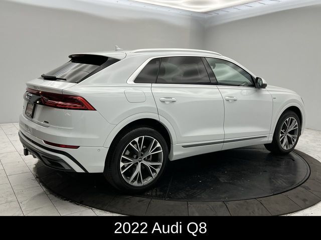 2022 Audi Q8 Premium Plus