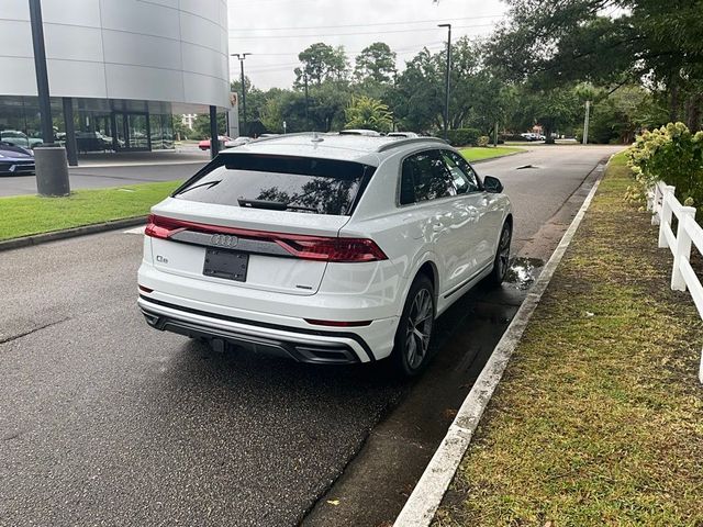 2022 Audi Q8 Premium Plus