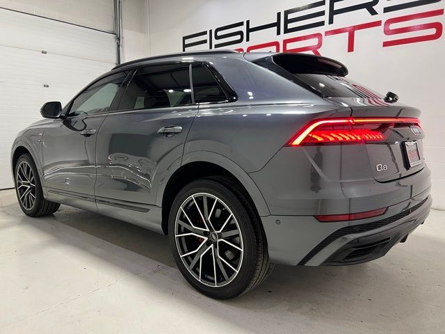 2022 Audi Q8 Premium Plus