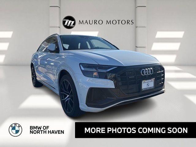 2022 Audi Q8 Premium Plus