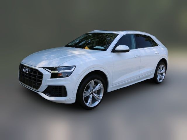 2022 Audi Q8 Premium