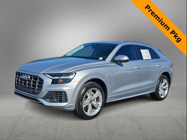 2022 Audi Q8 Premium