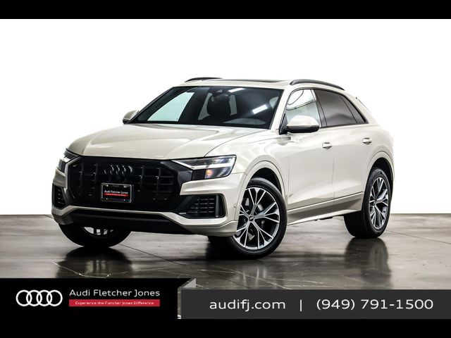 2022 Audi Q8 Premium