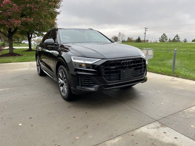 2022 Audi Q8 Premium