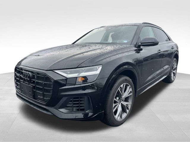 2022 Audi Q8 Premium