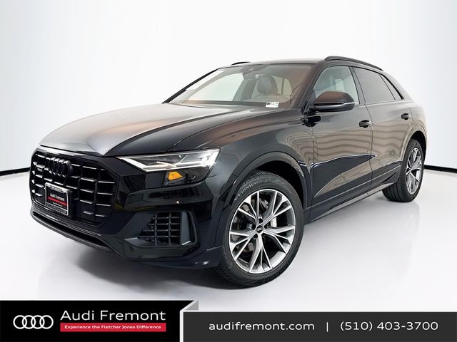 2022 Audi Q8 Premium