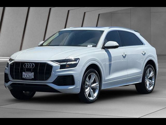 2022 Audi Q8 Premium