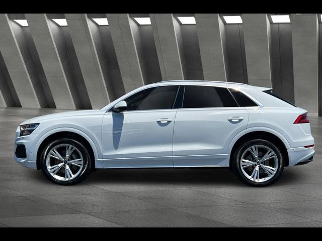 2022 Audi Q8 Premium