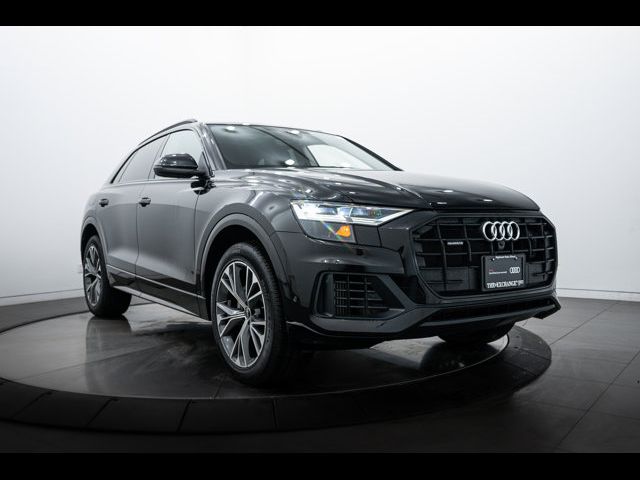 2022 Audi Q8 Premium