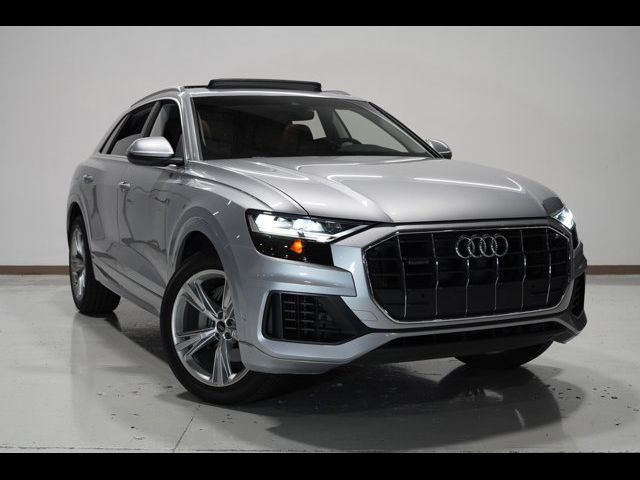 2022 Audi Q8 Premium