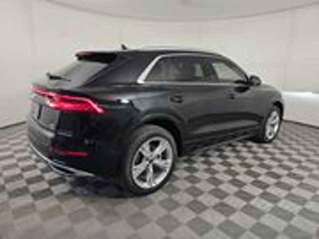 2022 Audi Q8 Premium