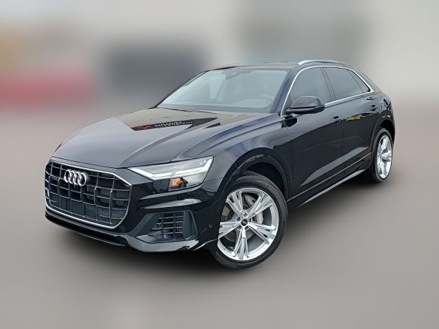 2022 Audi Q8 Premium