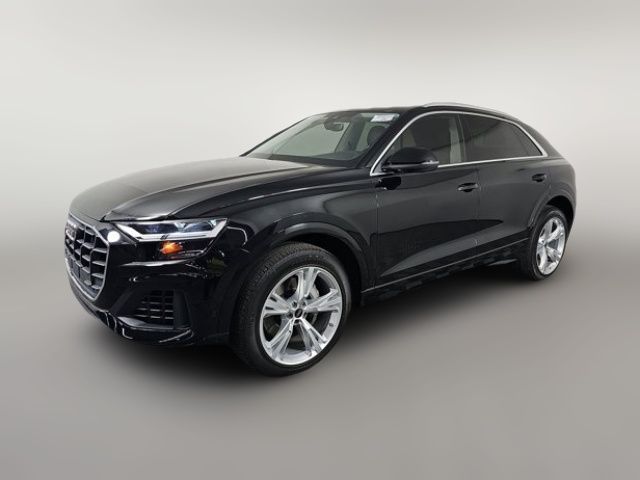 2022 Audi Q8 Premium