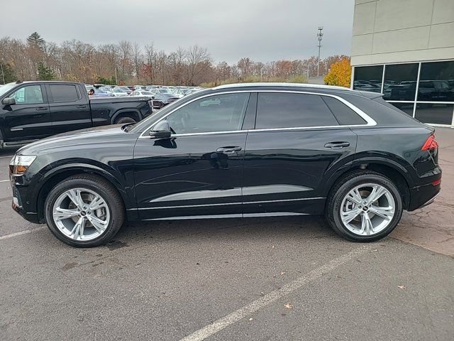 2022 Audi Q8 Premium