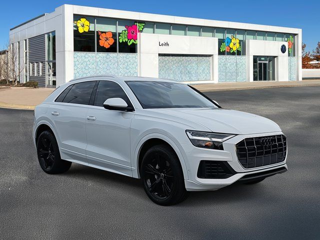 2022 Audi Q8 Premium