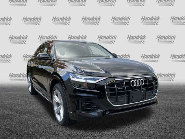 2022 Audi Q8 Premium Plus