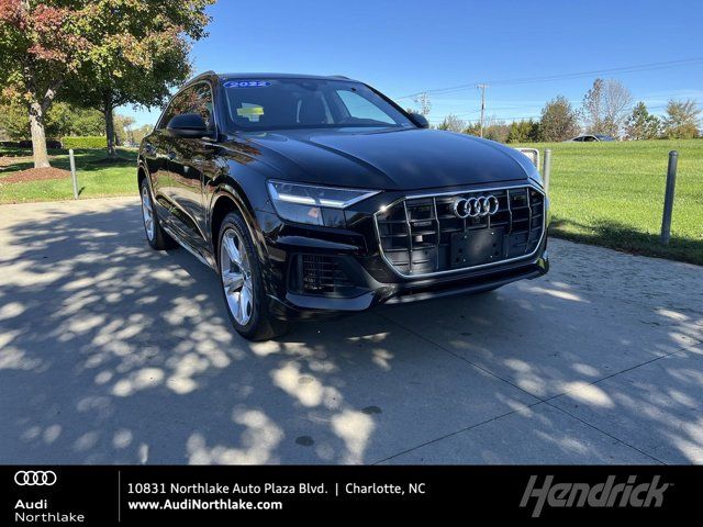 2022 Audi Q8 Premium Plus