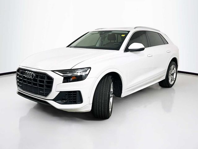 2022 Audi Q8 Premium Plus