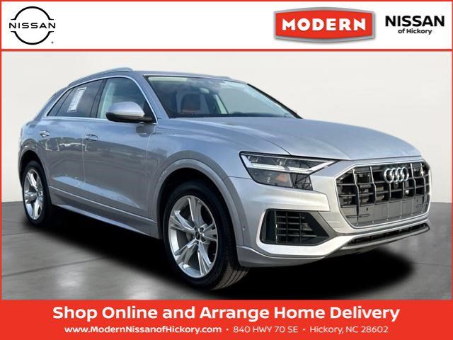 2022 Audi Q8 Premium Plus