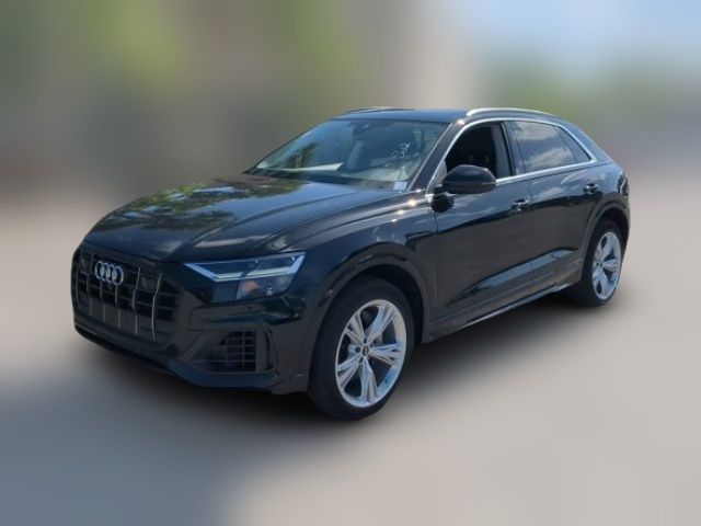2022 Audi Q8 Premium Plus