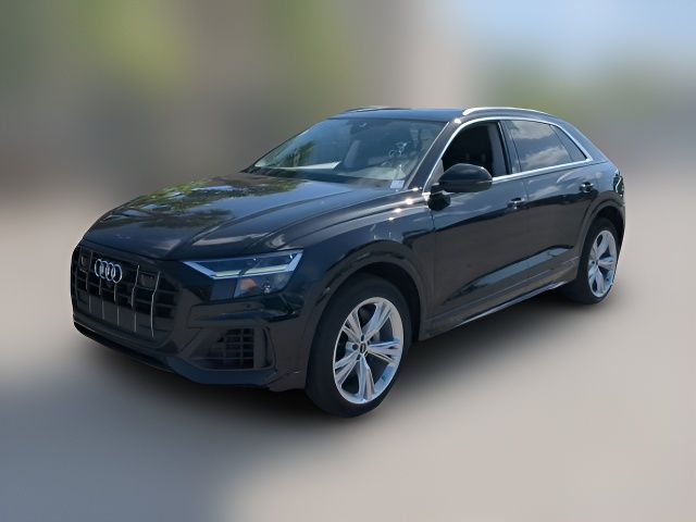 2022 Audi Q8 Premium Plus