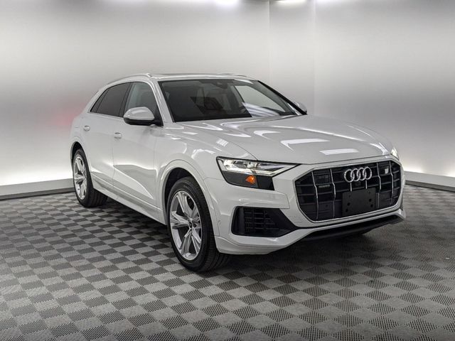 2022 Audi Q8 Premium Plus