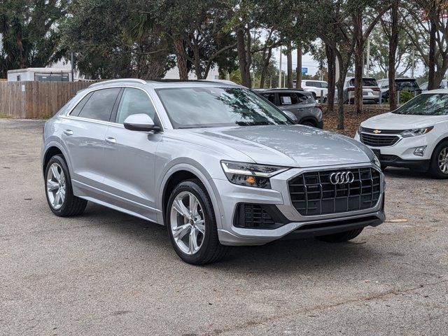 2022 Audi Q8 Premium Plus