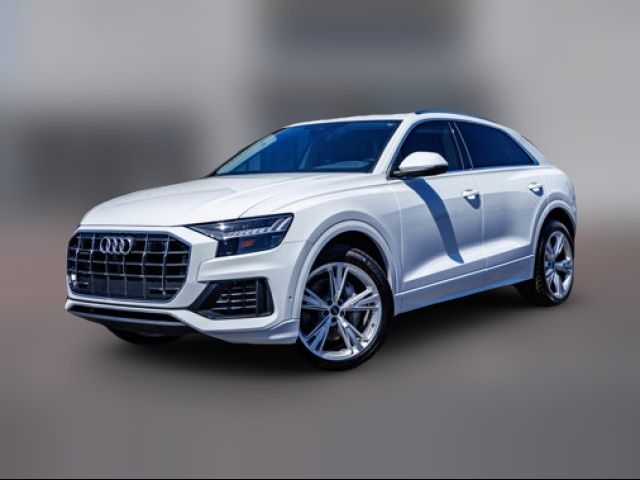 2022 Audi Q8 Premium Plus