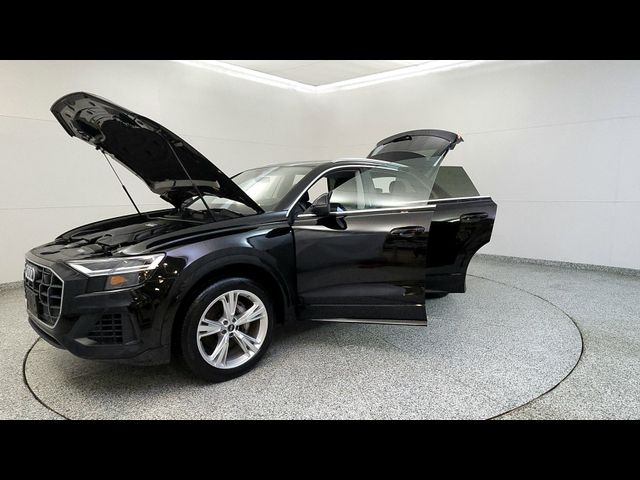 2022 Audi Q8 Premium Plus