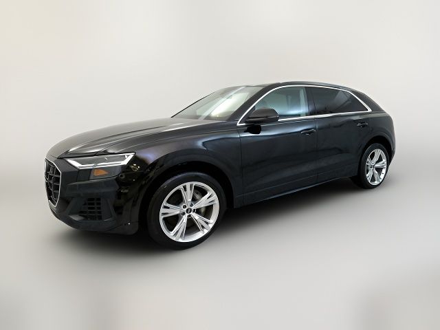 2022 Audi Q8 Premium Plus