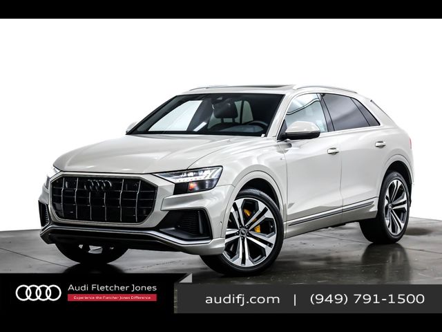 2022 Audi Q8 Premium Plus