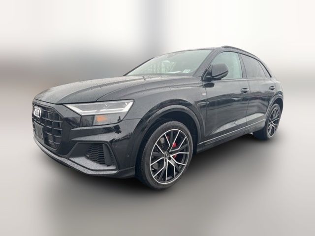 2022 Audi Q8 Premium Plus