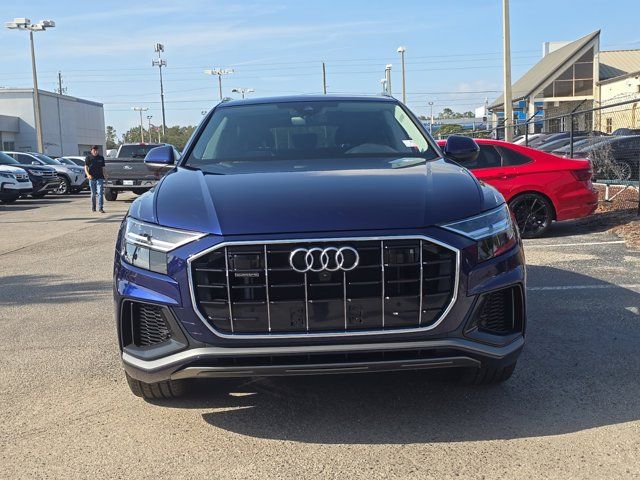 2022 Audi Q8 Premium Plus