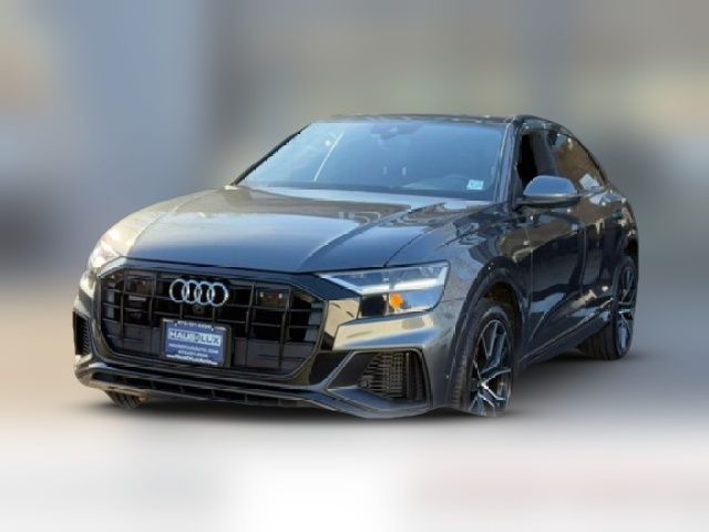 2022 Audi Q8 Premium Plus