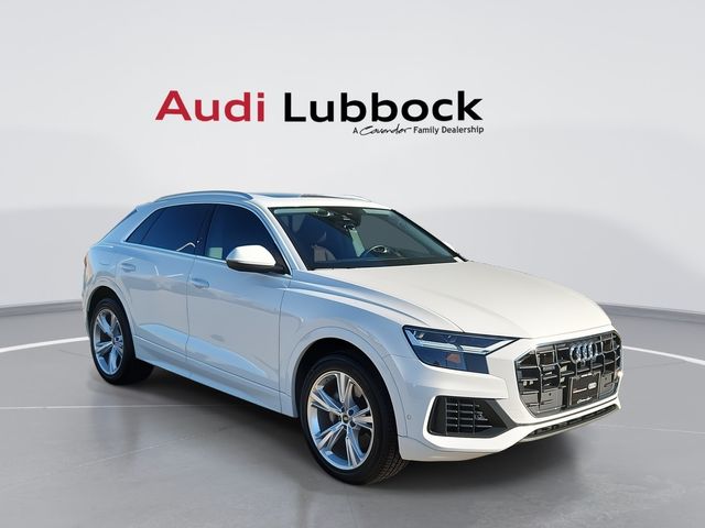 2022 Audi Q8 Premium Plus