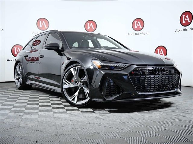 2022 Audi RS 6 Avant Base