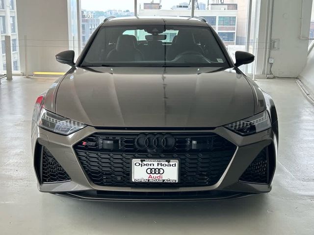 2022 Audi RS 6 Avant Base