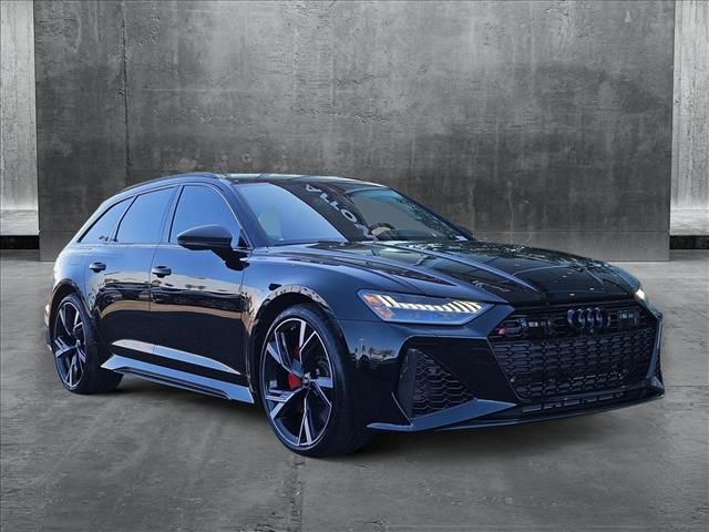 2022 Audi RS 6 Avant Base