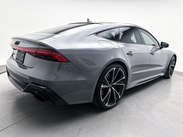 2022 Audi RS 7 Base