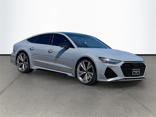 2022 Audi RS 7 Base