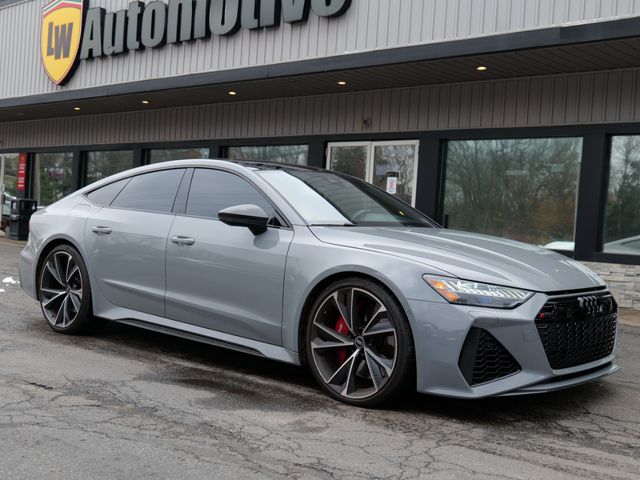 2022 Audi RS 7 Base