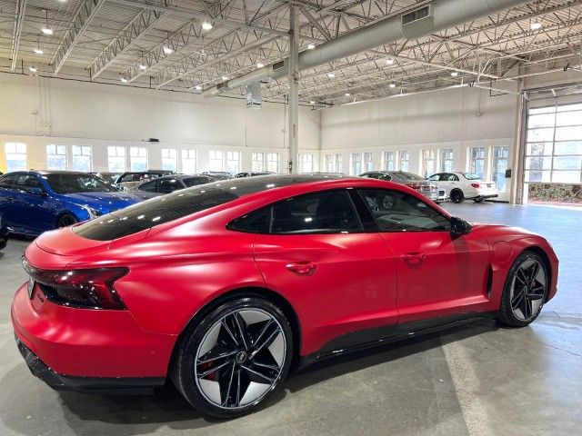 2022 Audi RS e-tron GT Base