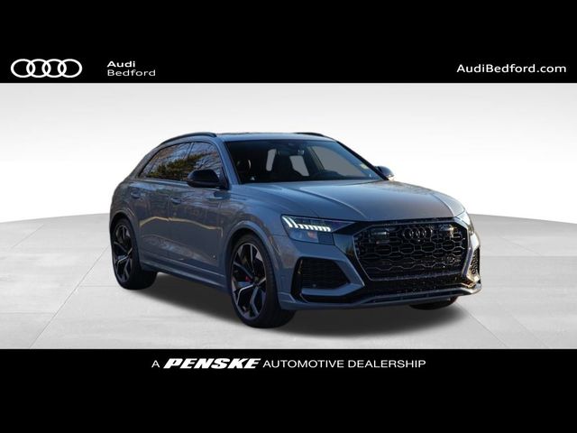 2022 Audi RS Q8 Base