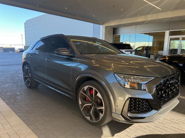 2022 Audi RS Q8 Base