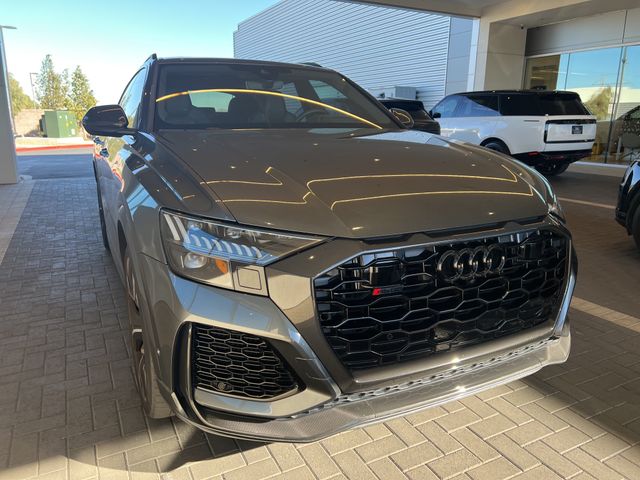 2022 Audi RS Q8 Base