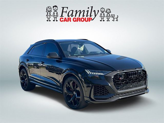 2022 Audi RS Q8 Base