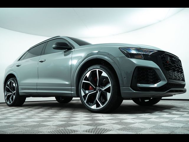 2022 Audi RS Q8 Base