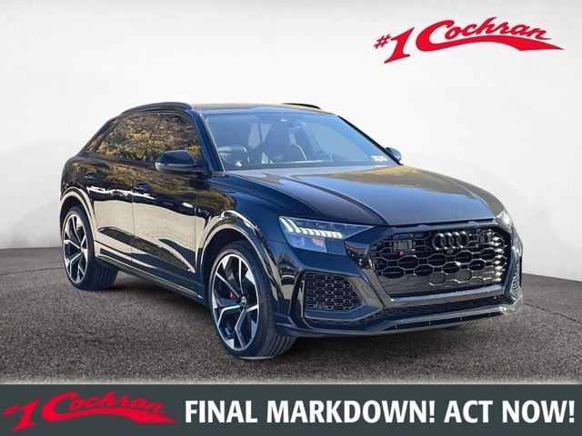 2022 Audi RS Q8 Base