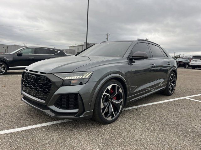 2022 Audi RS Q8 Base