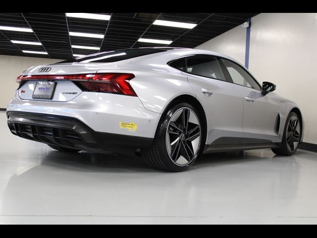 2022 Audi RS e-tron GT Base